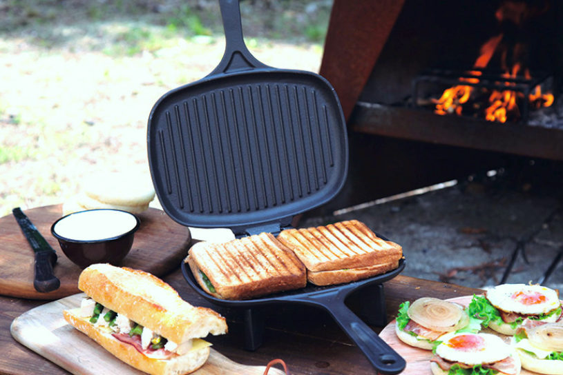 大型ホットサンドメーカーなど、キャンプ料理の楽しさを倍増させる鋳鉄製グリルが続々登場。