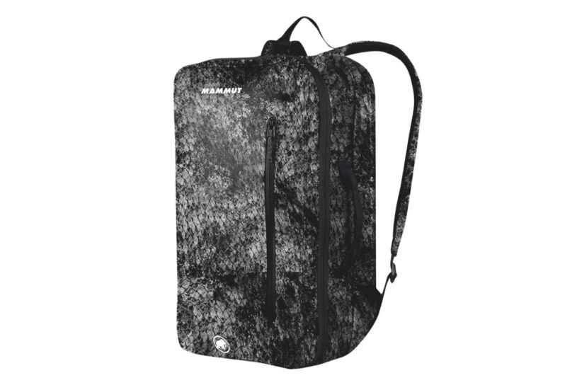 モダンな魅力ただようマムートの新バッグは、ジム通いにも最適な都会的プロダクト。
