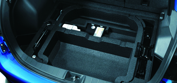 三菱 RVR Luggage box