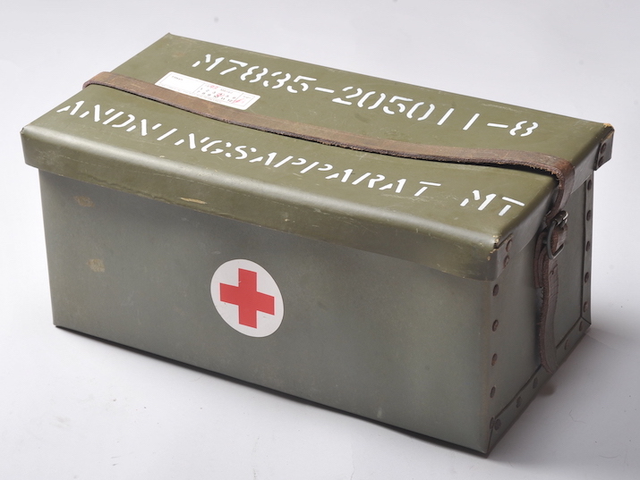 もう売ります　入手困難　ヴィンテージ80sミリタリーベッドUSED　アウトドア 93480fb2b96bc81941ad1c76a12873