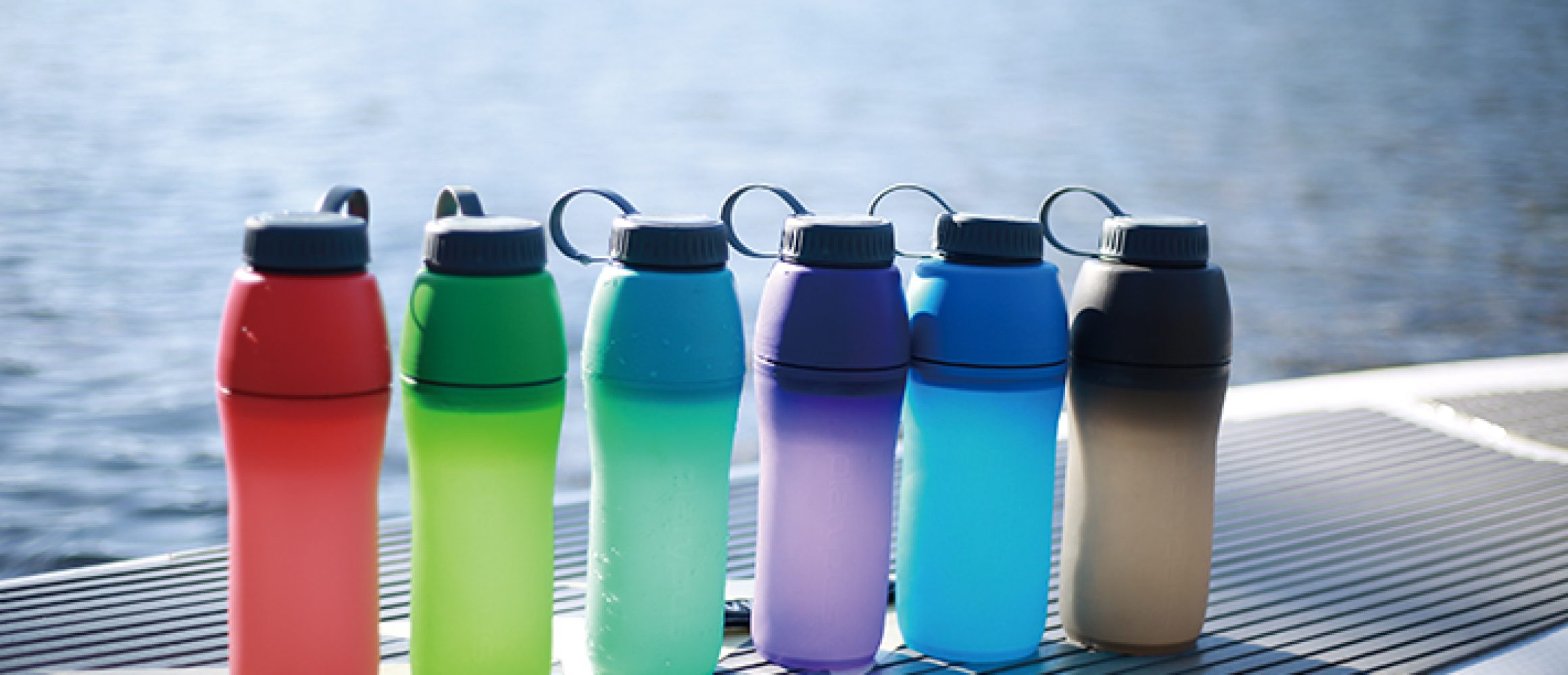 レジャーの必需品。軽くて丈夫で衛生的なプラティパスの