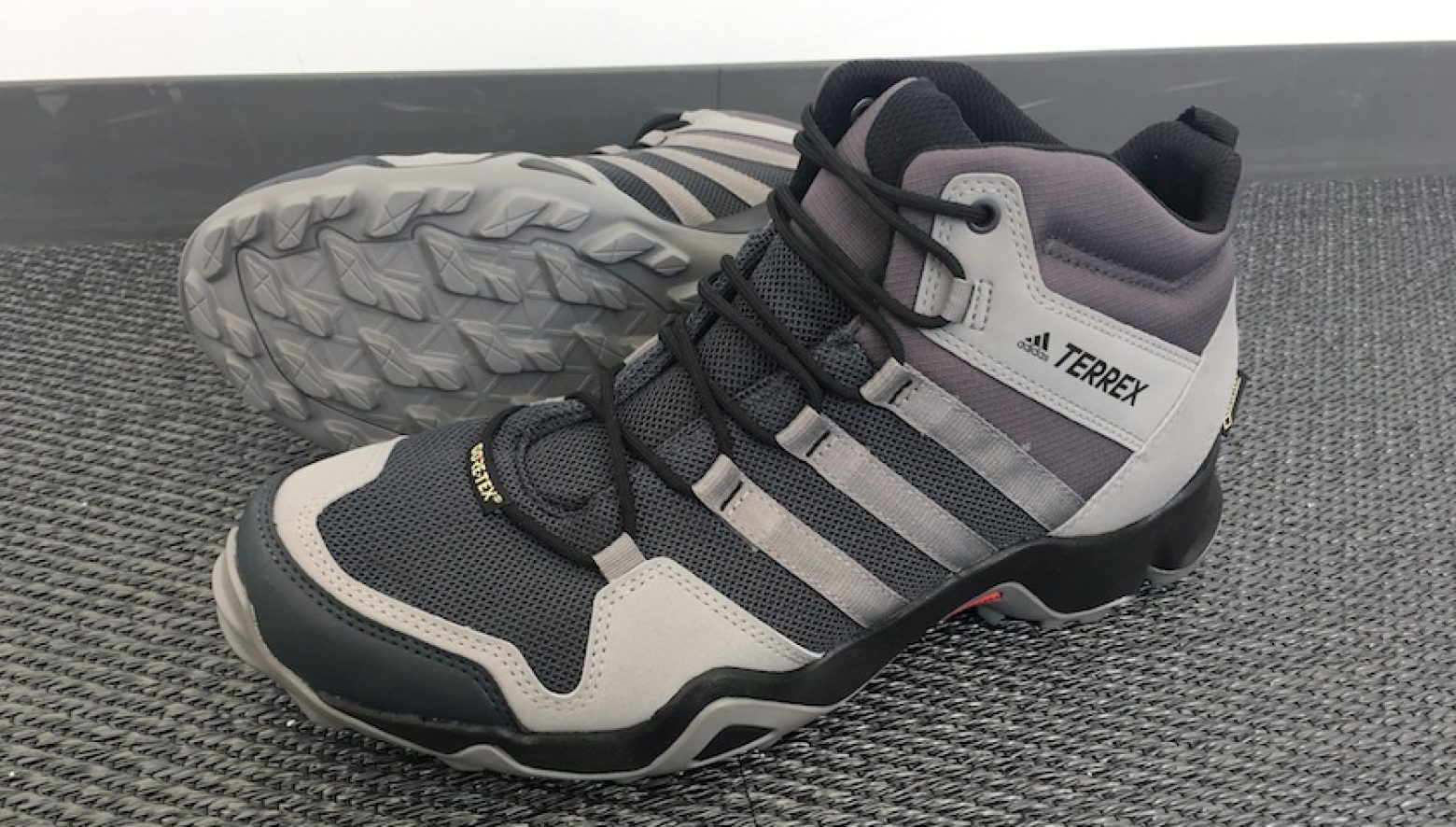 adidas アディダス トレッキングシューズ TX_AX2R_LOW 26.0cm