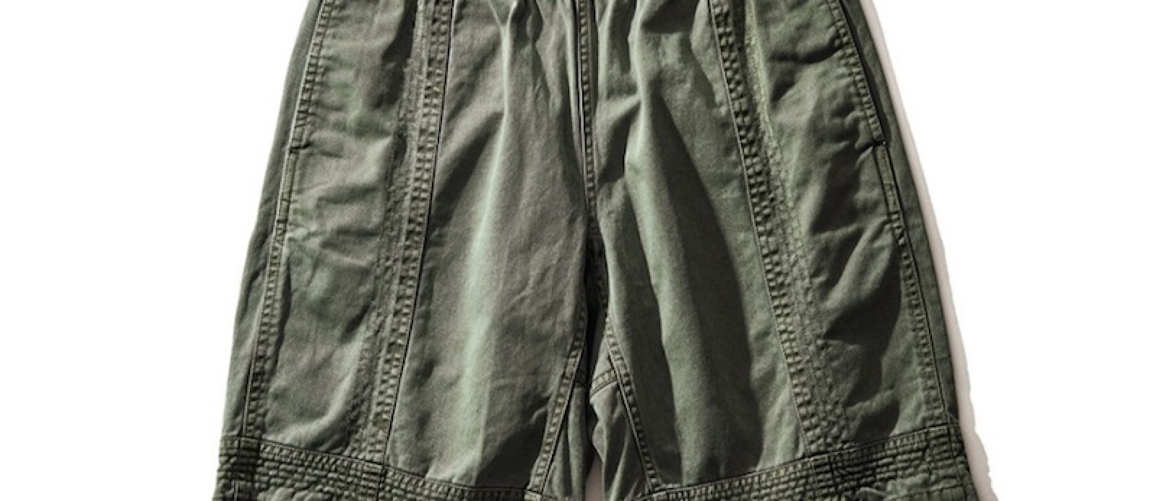 ホワイトマウンテニアリングとグラミチが初コラボ。タフな美パンツ続々