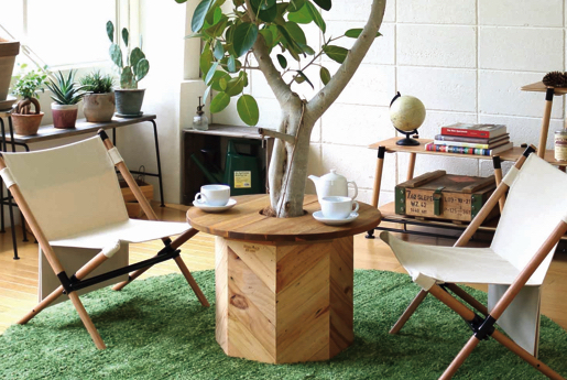 まさにグリーン中心の生活。ハングアウトのプランツテーブルが新鮮