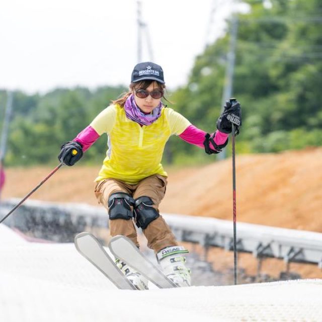 国内最大級のサマーゲレンデが、新潟・かぐらスキー場に出現！ | GO