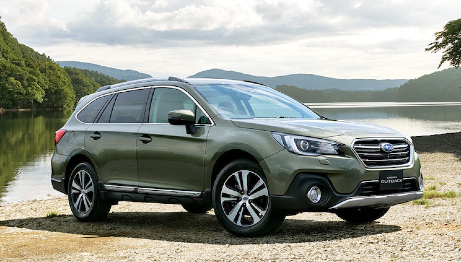 SUBARU レガシィ　B4　アウトバック 1/43スケール 3台セット SUBARU レガシィ B4 アウトバック 1/43スケール 3台セット SUBARU