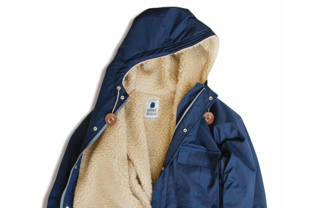 シエラデザインズの定番トレイルパーカが、裏地にボアを備えて冬仕様に