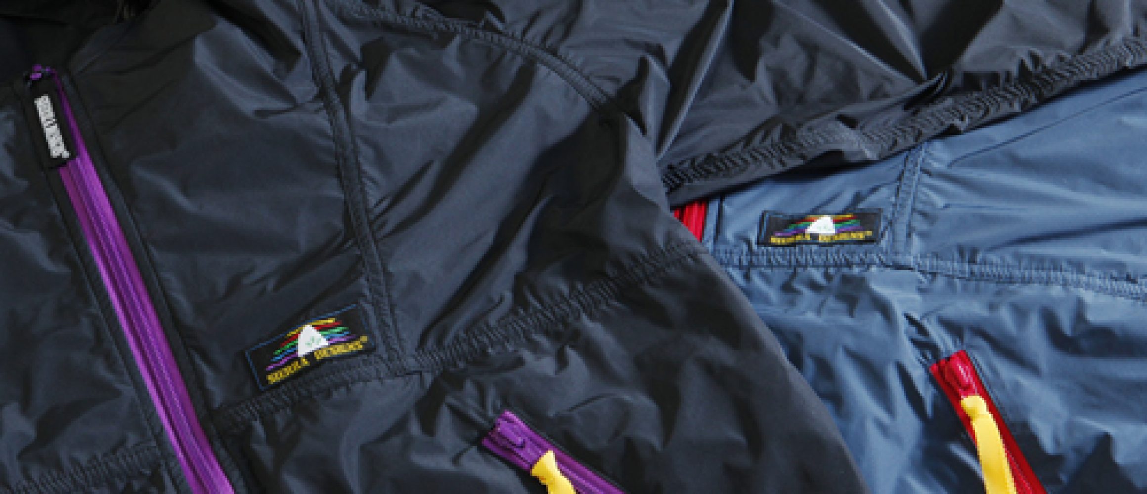 幻のレインボーロゴが復刻。90's色満点なシエラデザインズの新作