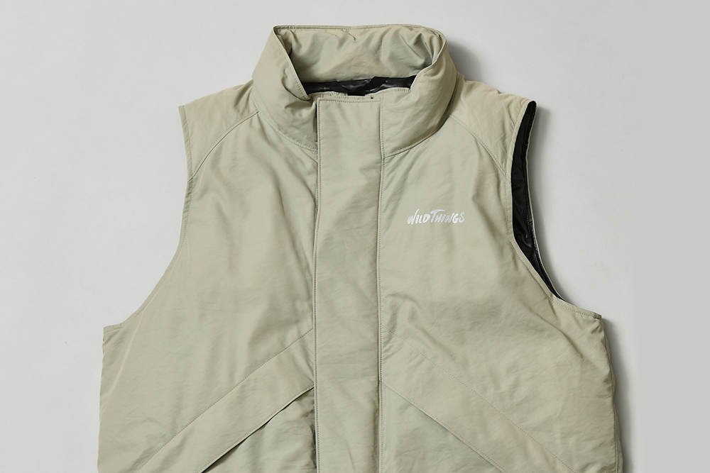 ワイルドシングスの「デナリジャケット」がベストに変身⁉︎ 着こなしの