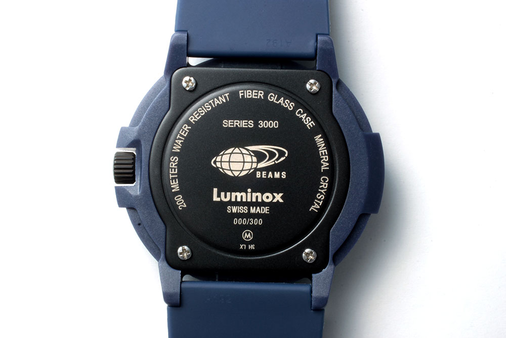 ビームス別注で、ミルスペック時計「ルミノックス」初のオールネイビー 