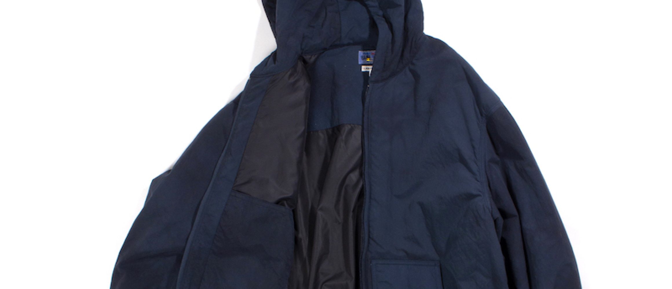 プリマロフト＆撥水仕様で、実は高スペックなBLUE BLUE JAPANの技あり