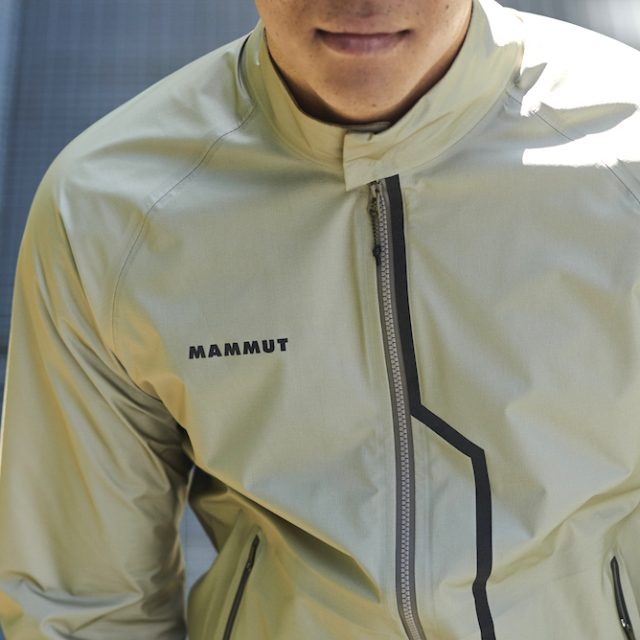希少モデル MAMMUT Skytree HS Jacket GORE-TEX マムートのアーバンラインから新作GORE-TEXシェル。スカイツリーの名を