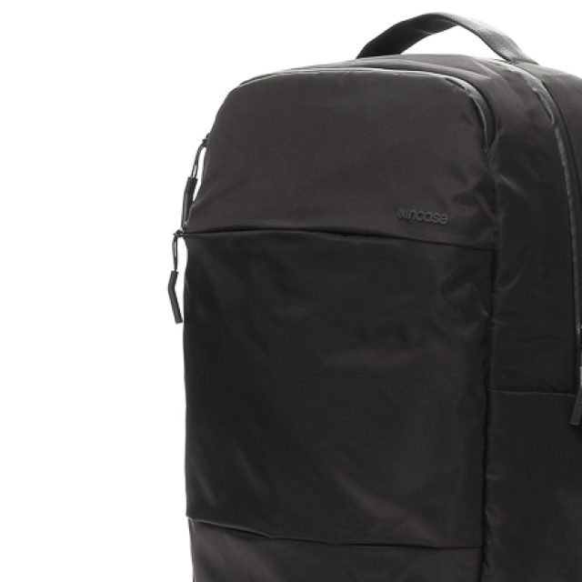 新品☆NEC レッドロケッツ オリジナル Incase バックパック 非売品 新品☆NEC レッドロケッツ オリジナル Incase バックパック