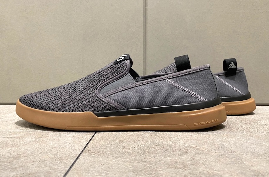 普段履きとしても侮れない、アディダス×ファイブテンのコンフォート