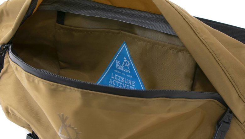 ゴースローキャラバンから、防水仕様の硬派な機能的バッグシリーズがデビュー。