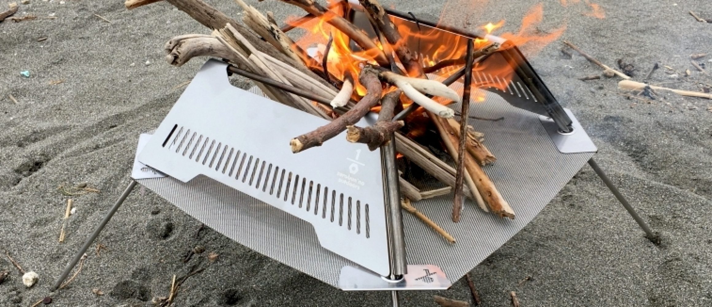 湘南の新鋭ブランドから焚き火台の新提案。サイズも燃焼効率も計算され