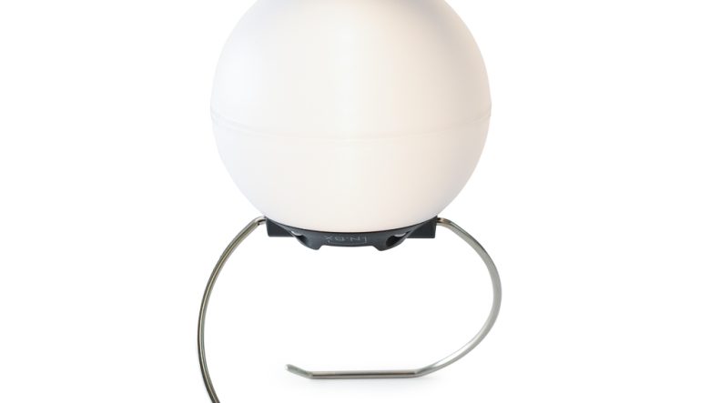 設置方法が無限大の球体LEDライト。新進気鋭のノーボックスが放つアイデア作。