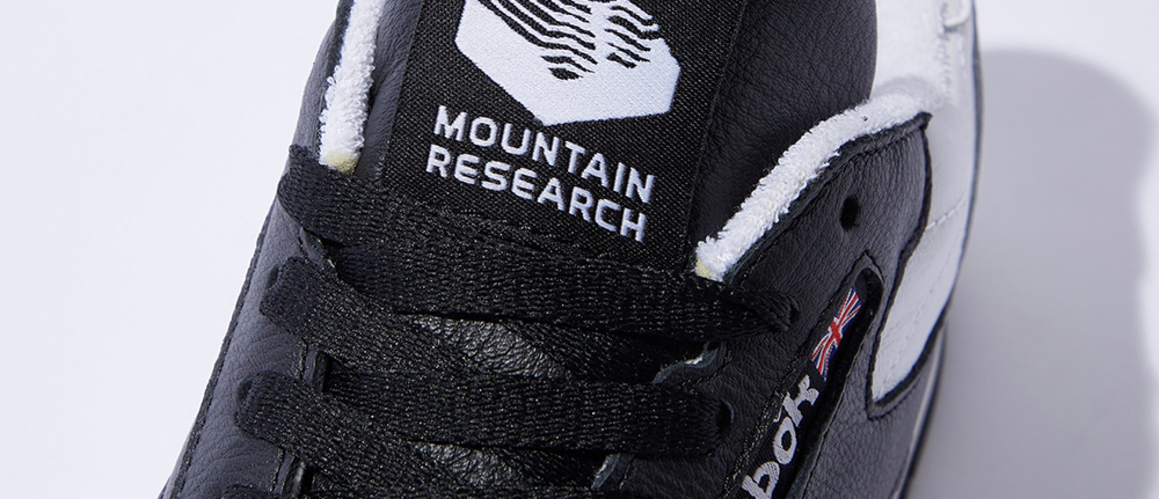 4df229fbbdf7320f7554995a7c66af