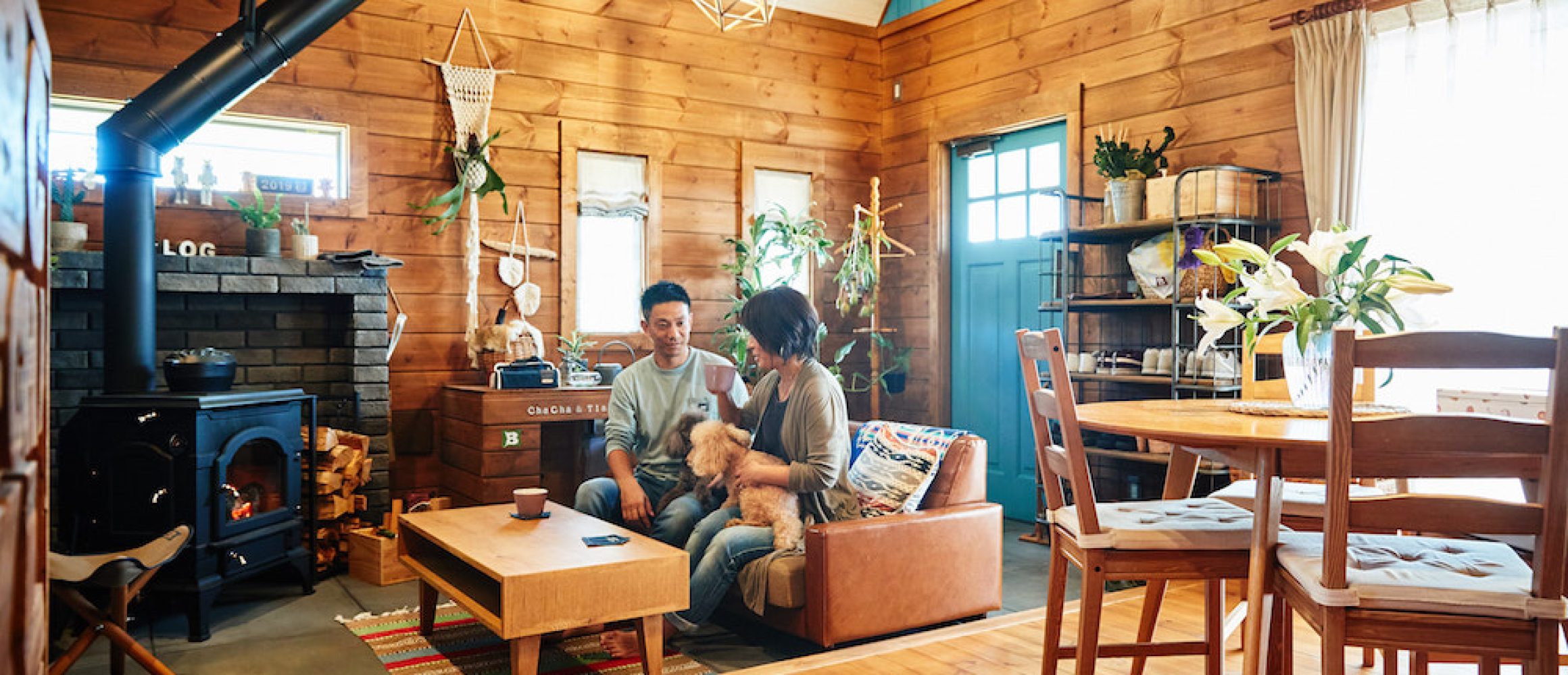 好きをぎゅっと詰め込んだ、心ときめくログライフ。【BESSの家・お宅 