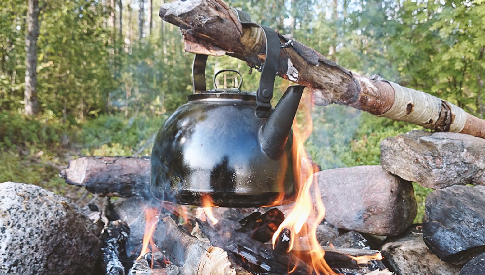 焚き火調理をワイルドに楽しめる、北欧発ムーリッカのクッキングギア4選。