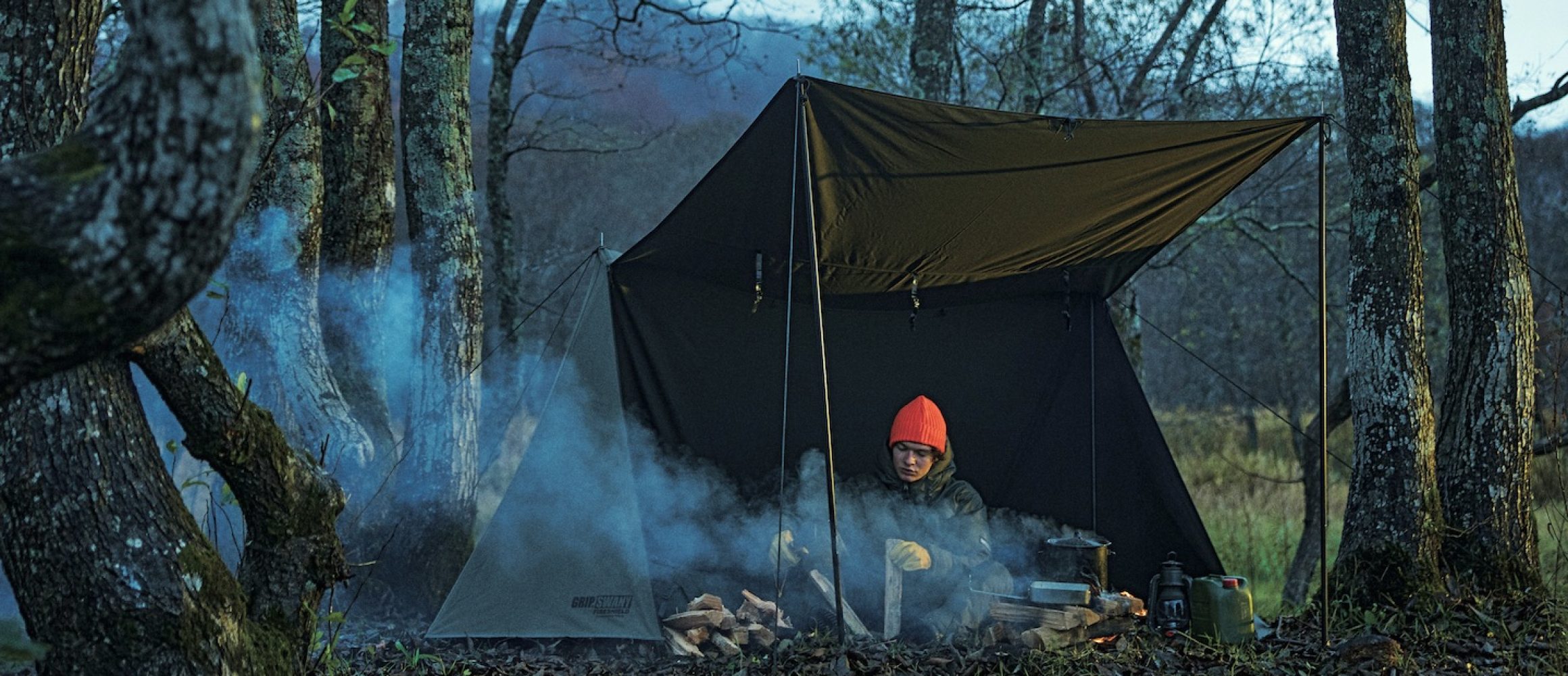 グリップスワニーから、待望のテント&タープが登場！ 野営的ソロキャンプ仕様の男前デザイン。