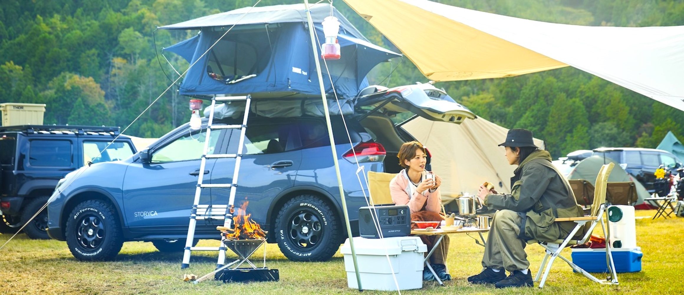 キャンプギア付きのカーシェア「STORYCA」で、キャンプフェスを満喫。