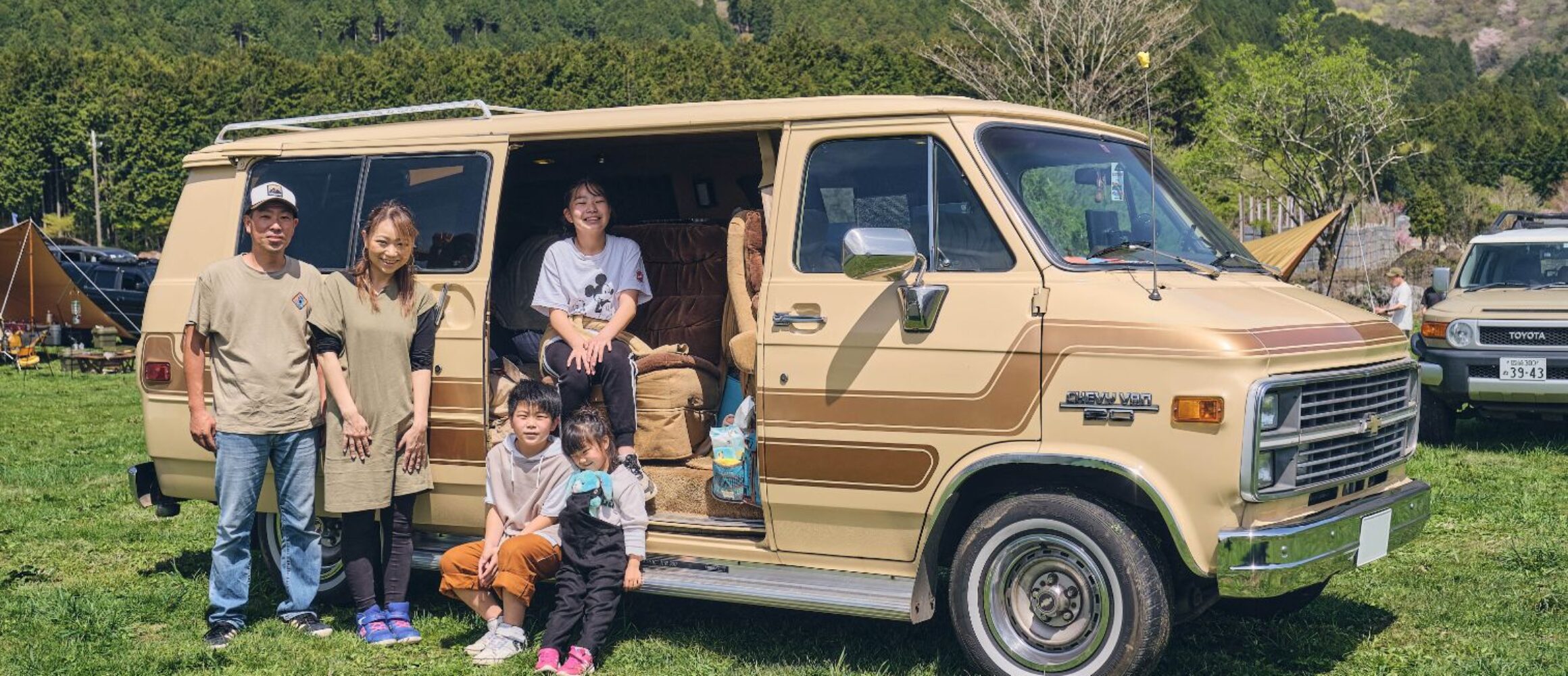 CHEVROLET ／CHEVY VAN】修理の時も愛おしい家族も大好きなアメリカン