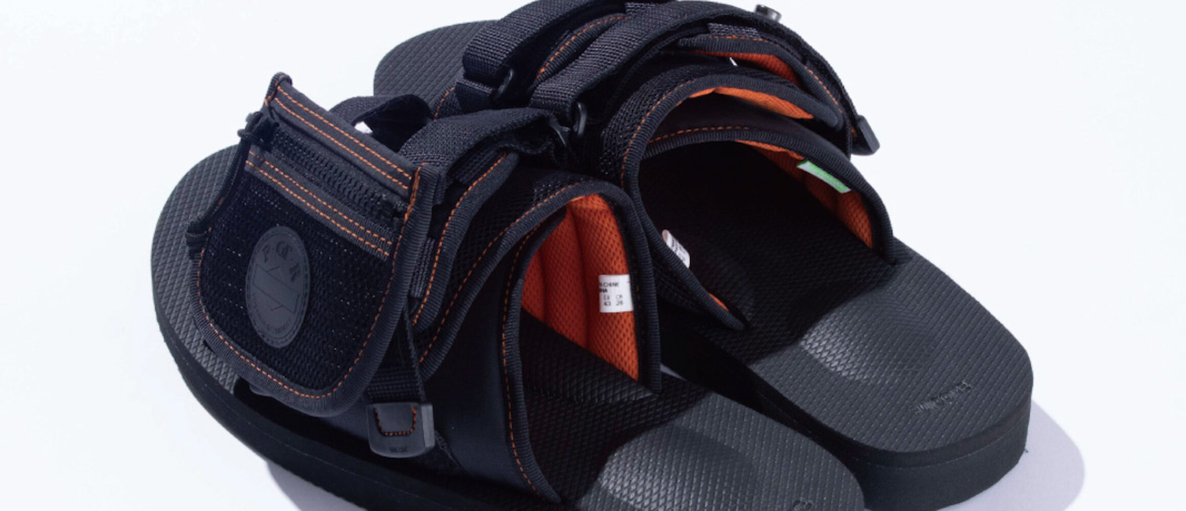 スイコックの定番サンダルが、ポーター手がける「POTR」とのコラボで