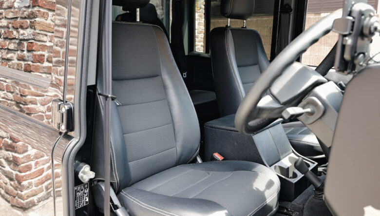 レザーを効果的に取り入れた高級感のあるシートもお気に入り。