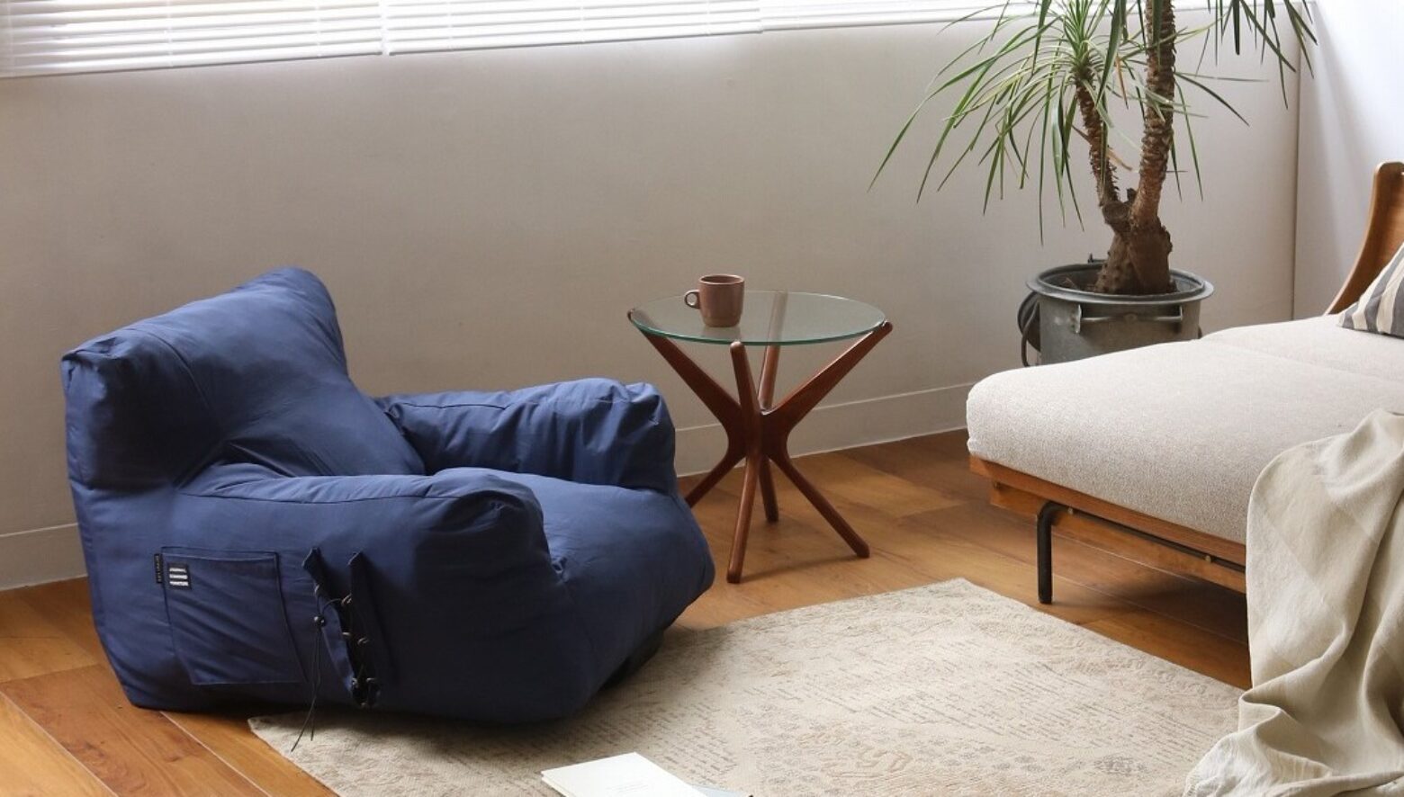 ゴーアウトGOOUTアウトドアソファ【遊び名人へ】 屋内外でチルタイム！ アウトプットライフのふかふかソファにjs