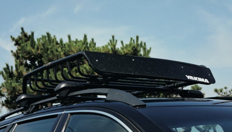ヤキマのルーフキャリアをセット。