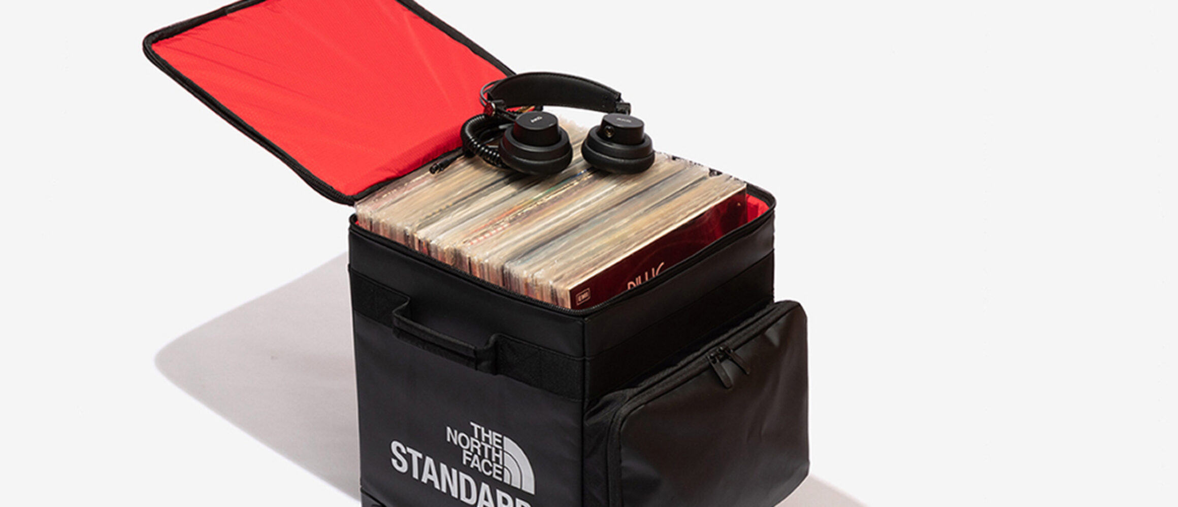 【新品未使用品】レア　美品　ノースフェイス　レコードバッグ　12インチ ザ・ノース・フェイス スタンダード新作レコードバッグ、12インチ約90