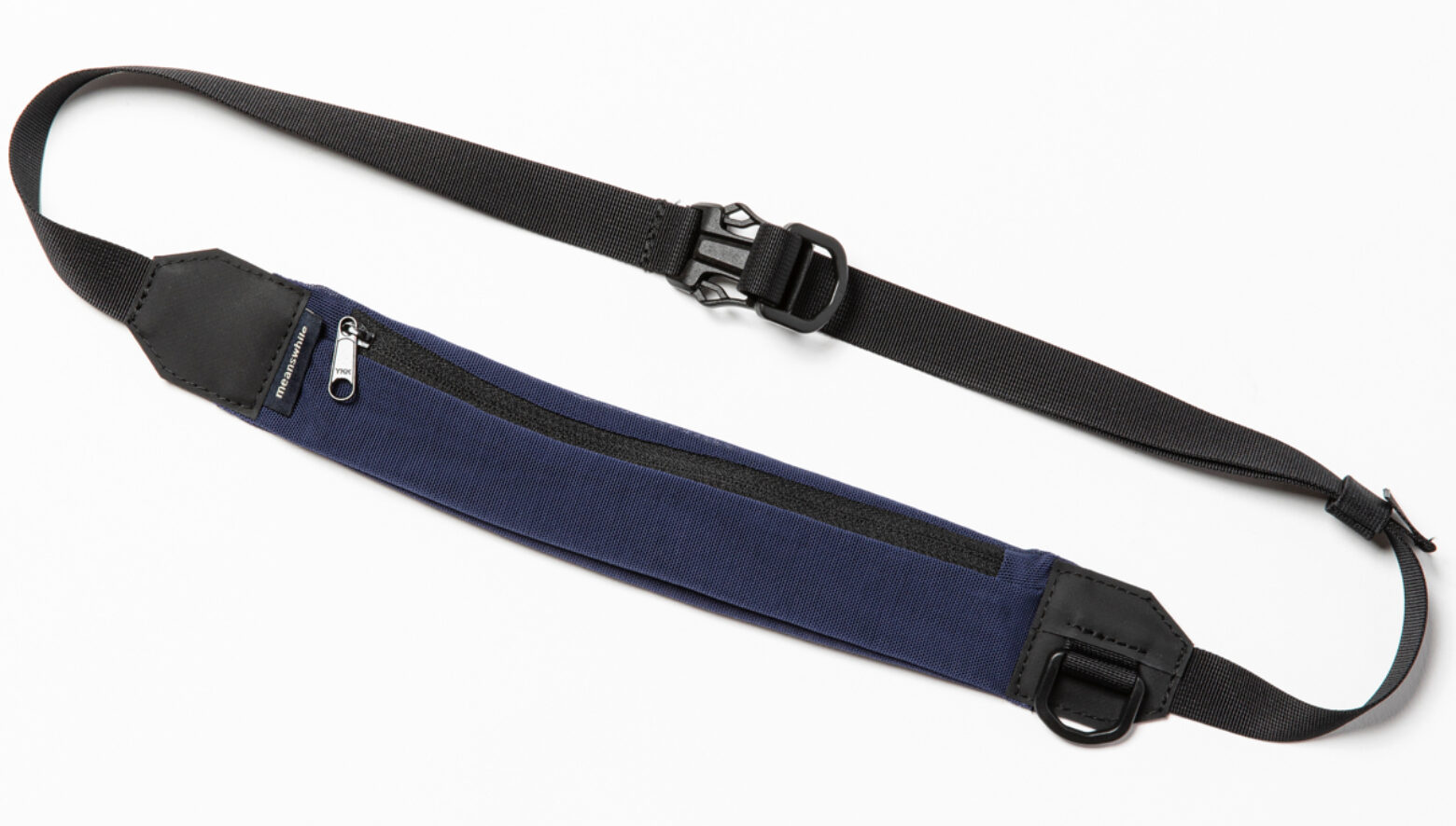 軽量・コンパクト・収納力が三位一体。最新素材をまとったミーンズ