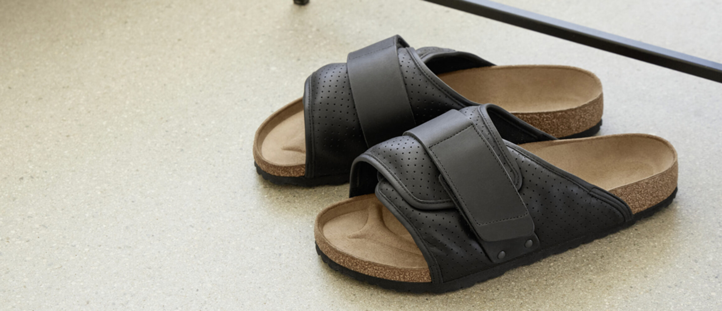 新品 BIRKENSTOCK KYOTO PADDED ビルケンの「KYOTO」がアウトドア風味の冬仕様に。パフジャケット由来