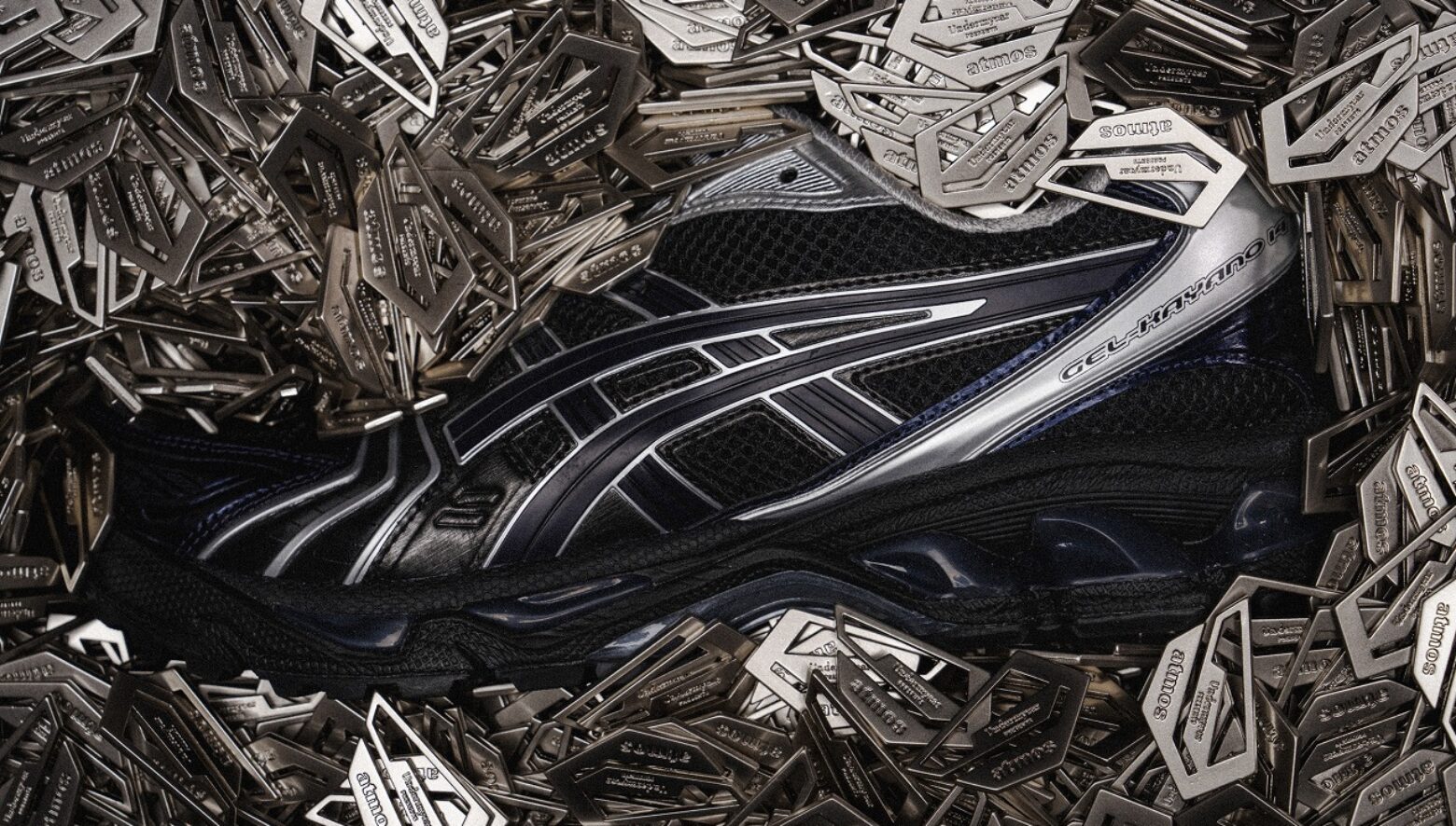 トリプルネームで生まれ変わった、アシックスの名品「ゲルカヤノ」。近