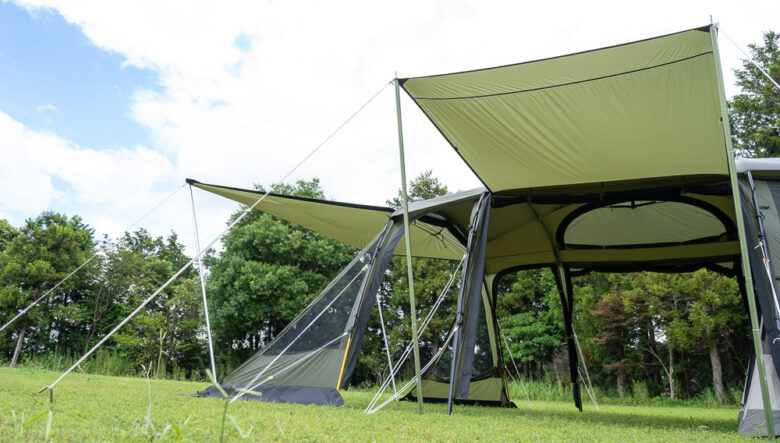 オガワの新作トンネル型テントは、ゆったりサイズを極めた6人用。開放感◎な天窓付き！