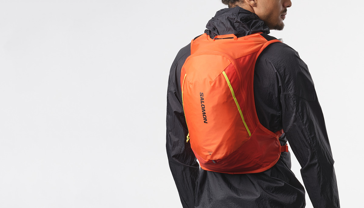 サロモンの新作パックは、トレランモデルのDNA受け継ぐマルチユース。 GO OUT WEB