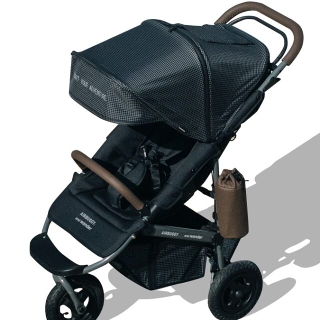 アンドワンダーのベビーカー!? 日本ブランド「エアバギー」との初