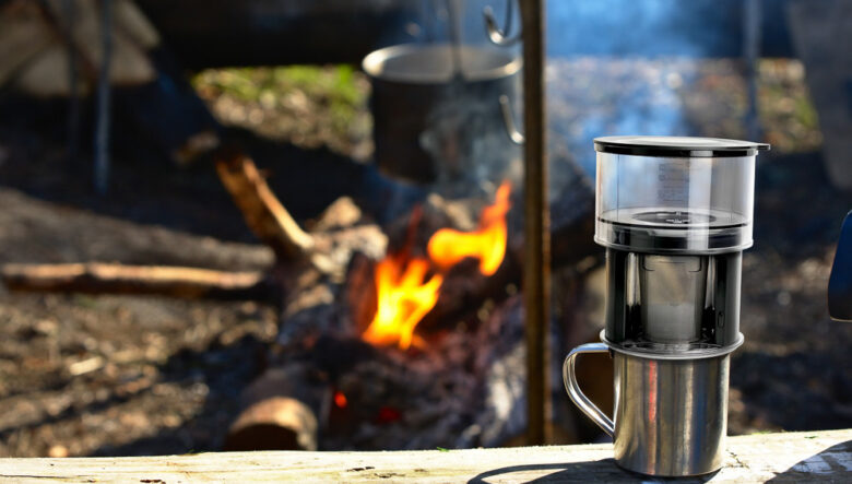テンマクデザインの自動回転コーヒードリッパーが発売間近！ 美味しい「お茶」も、お手のモノ。