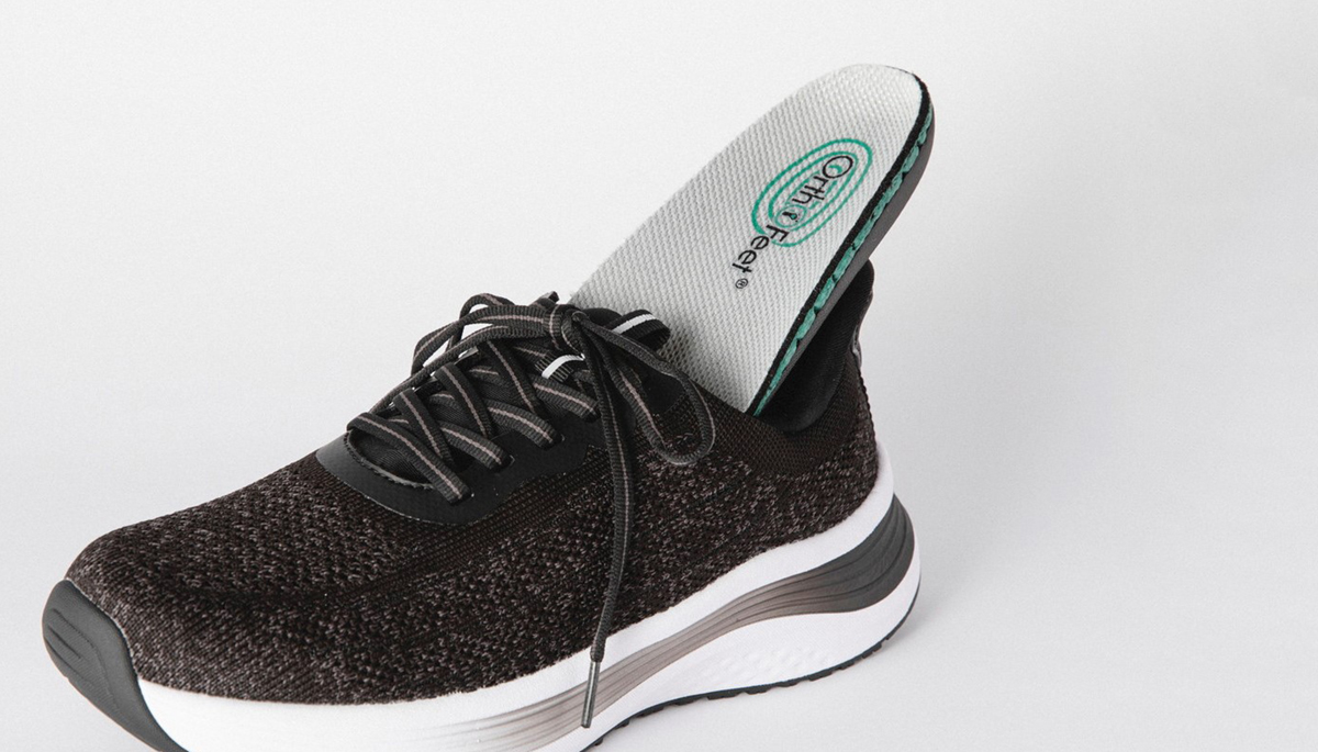 未使用 Orthofeet オーソフィート ハンズフリースニーカー ウォーキング eb6bac2727724563be0a2f6d90e3a0