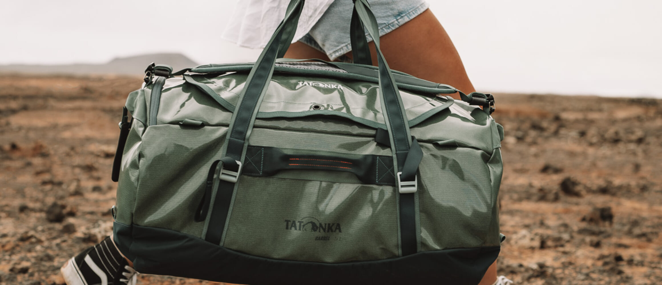 ドイツ発「タトンカ」の有能3WAYダッフルが大幅アプデ！ クルマとの