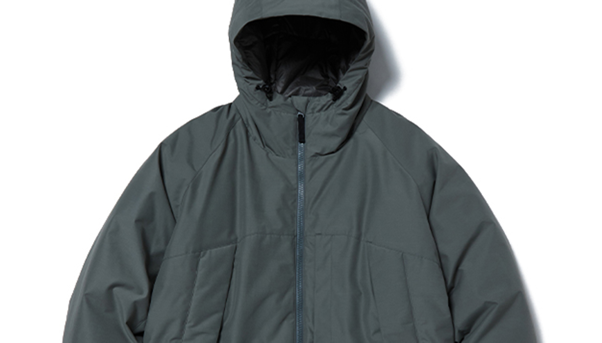 スノーピークの新作ダウンジャケットは、ミニマルなルックスで魅せる難
