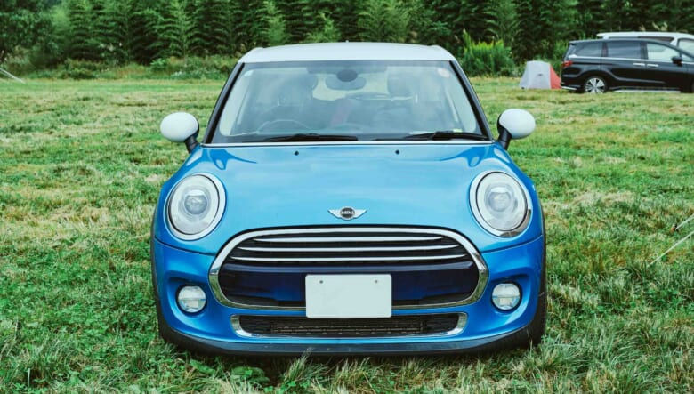 【’15 MINI MINI】フィールドへのドライブも楽しめる大きなミニカー。