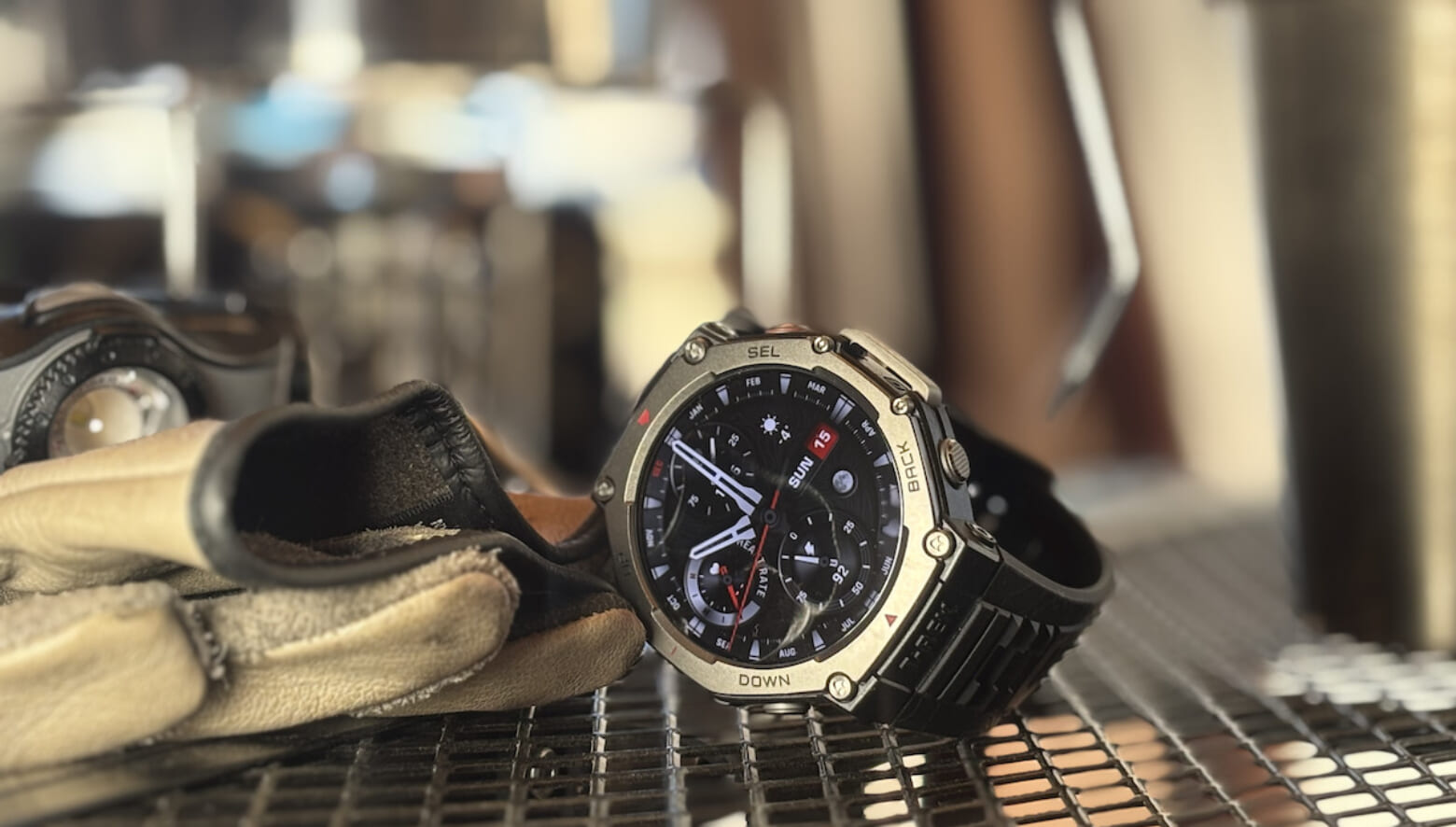 コスパ最強は本当か？ 話題のタフネス系スマートウォッチを1ヶ月使って