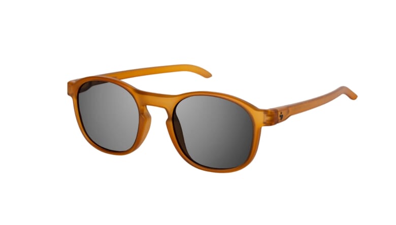 北欧生まれのニッチなアイウエアブランドを発見。スポーツ由来のデザイン＆機能が魅力の新作2型をピックアップ。