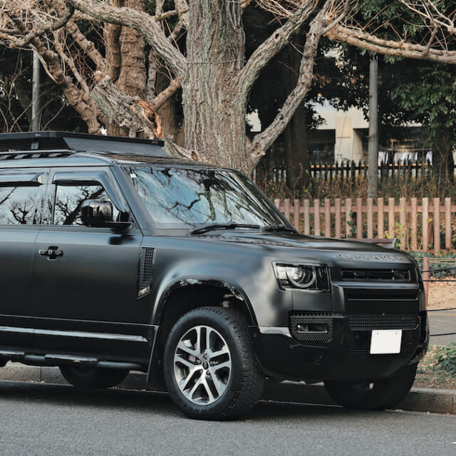 23 LAND ROVER DEFENDER 110】ギア感覚で選んだ、ディーゼル仕様の