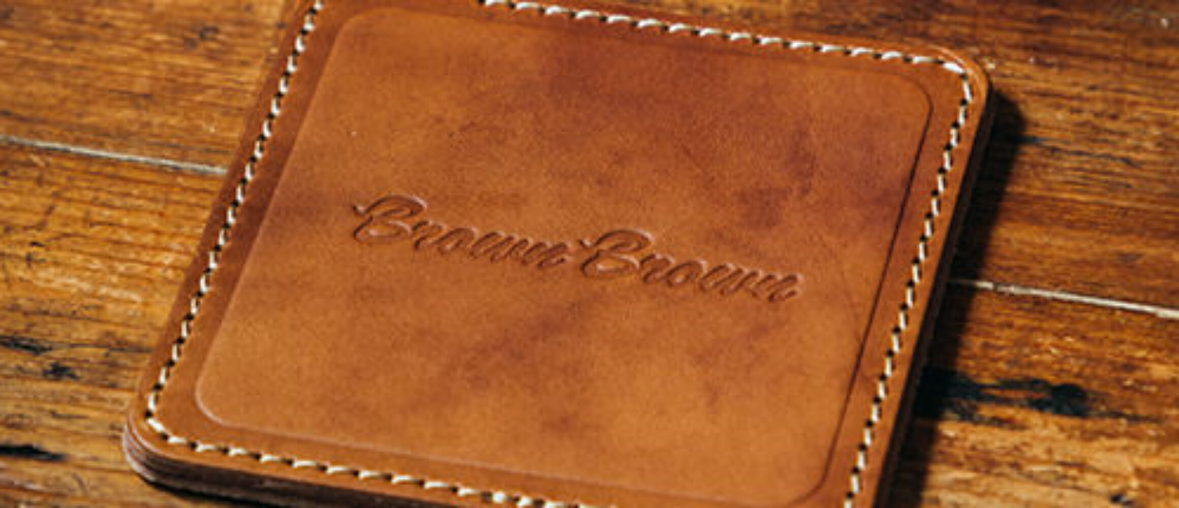 GO OUT × BROWN BROWN 財布　ブラウンブラウン ブラウンブラウンのカジュアルながらこだわりの素材と加工で上質感も