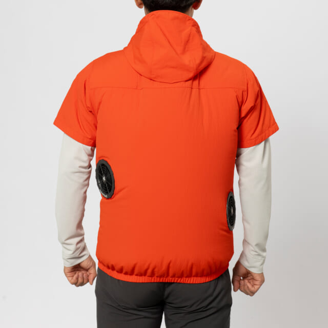 夏山で使ってみたい。モンベルのファン付きウエアなら、灼熱の