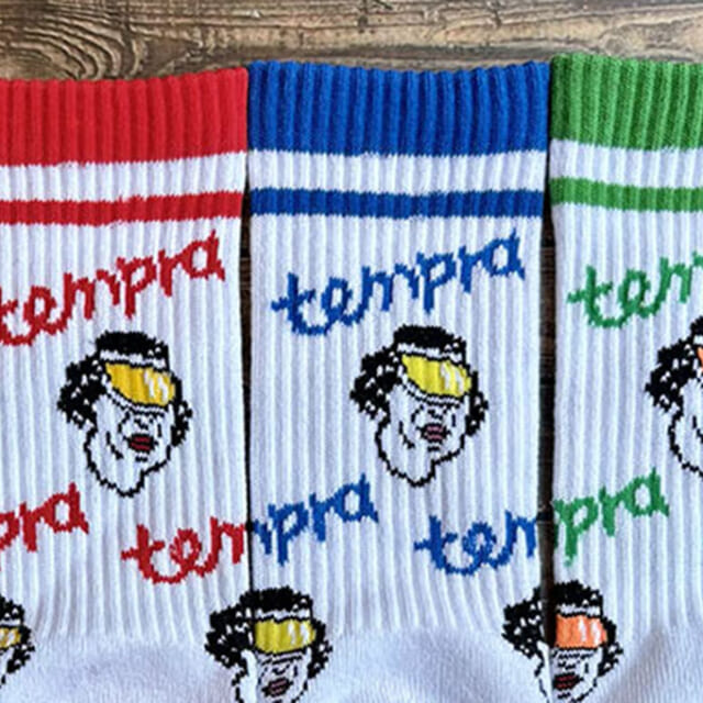 テンプラサイクルの新作ソックスは、“クセ強”なイラストで魅せる5色