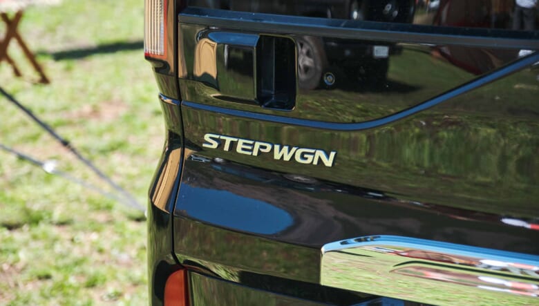 【’16 HONDA STEP WGN】キャンプスタイルに応じて積めるミニバンへ乗り換え。
